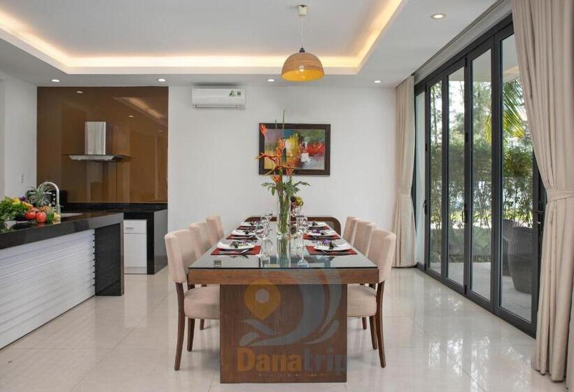 ویلای 4 خوابه, Luxury Dana Beach Resort & Spa