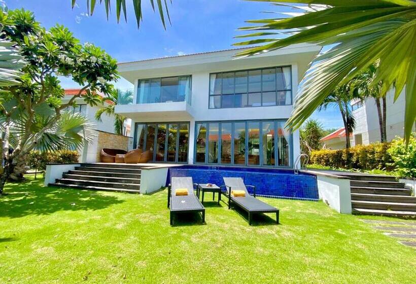 ویلای 2 خوابه, Luxury Dana Beach Resort & Spa