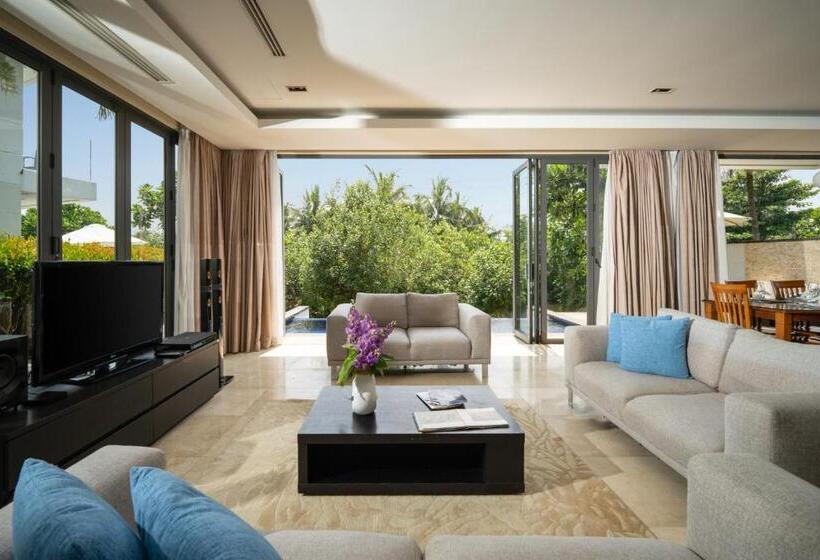 ویلای 3 خوابه, Luxury Dana Beach Resort & Spa