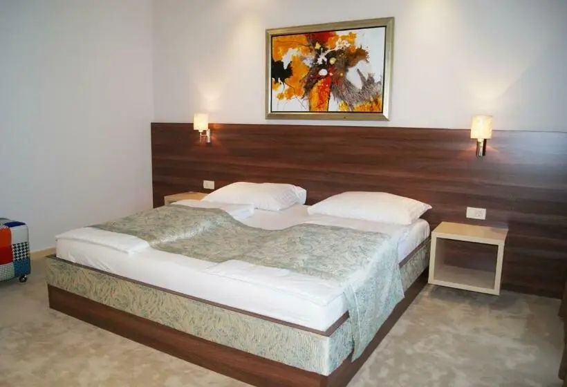 اتاق لوکس, Boutique Hotel Ukus