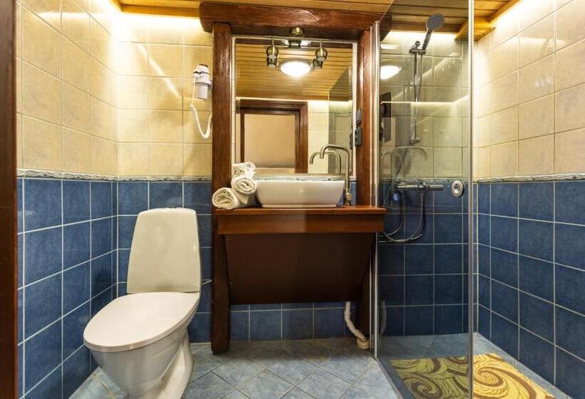 اتاق سوپریور, Ruunawere