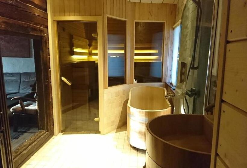 سوییت جونیور, Ruunawere