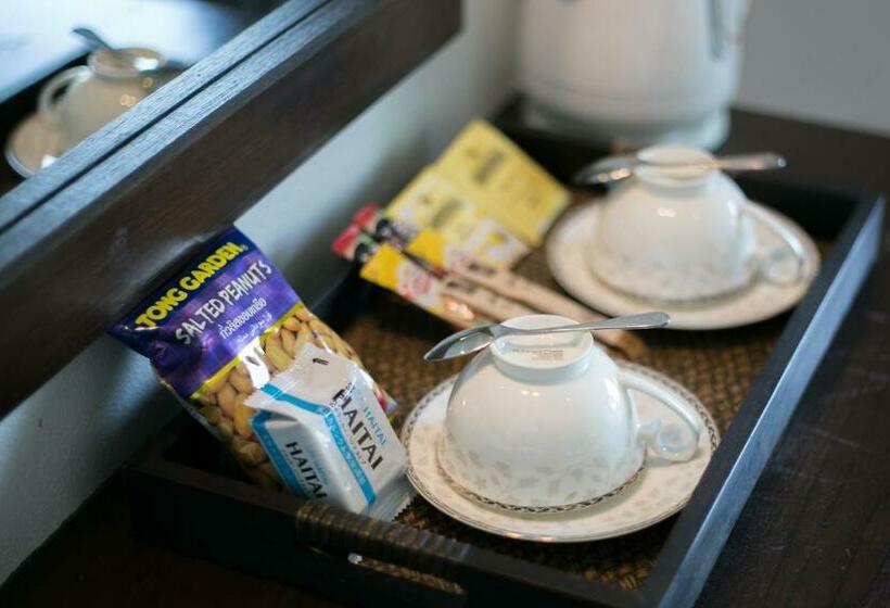 Delüks Oda, Wilacha Chiang Rai