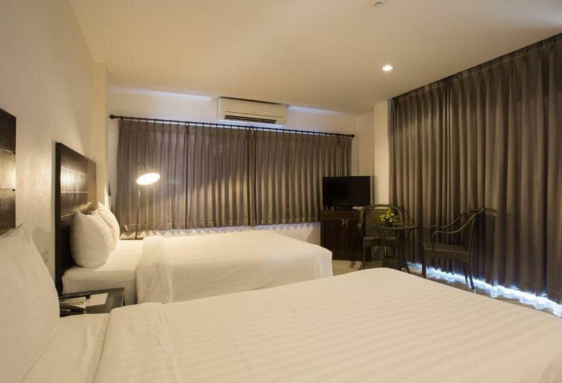 Aile Odası, Wilacha Chiang Rai