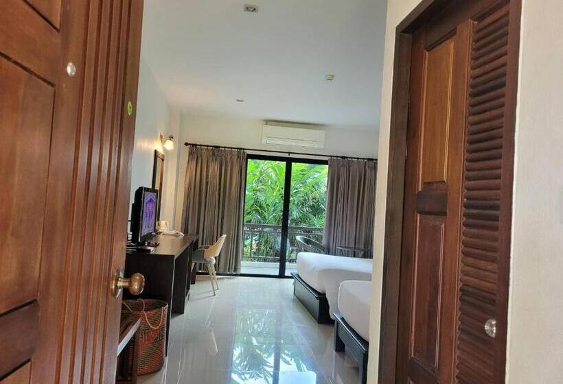 Семейный Номер, Wilacha Chiang Rai