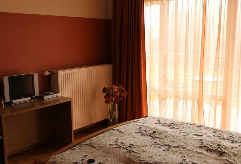 اتاق استاندارد با وان آب گرم, Beach Guesthouse Lenkas