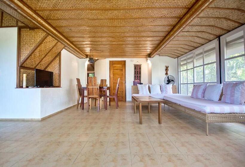 1 Bedroom Duplex Apartment, Ralph S Place