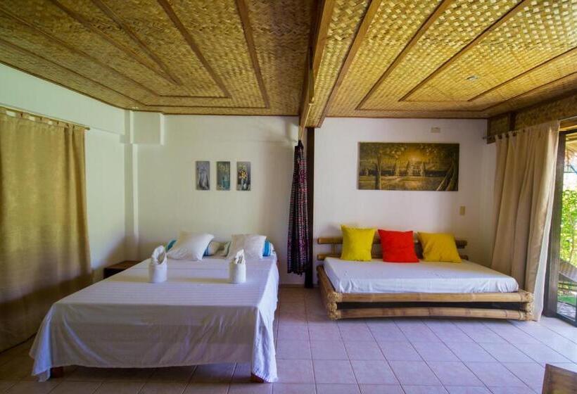 Premium Studio, Ralph S Place