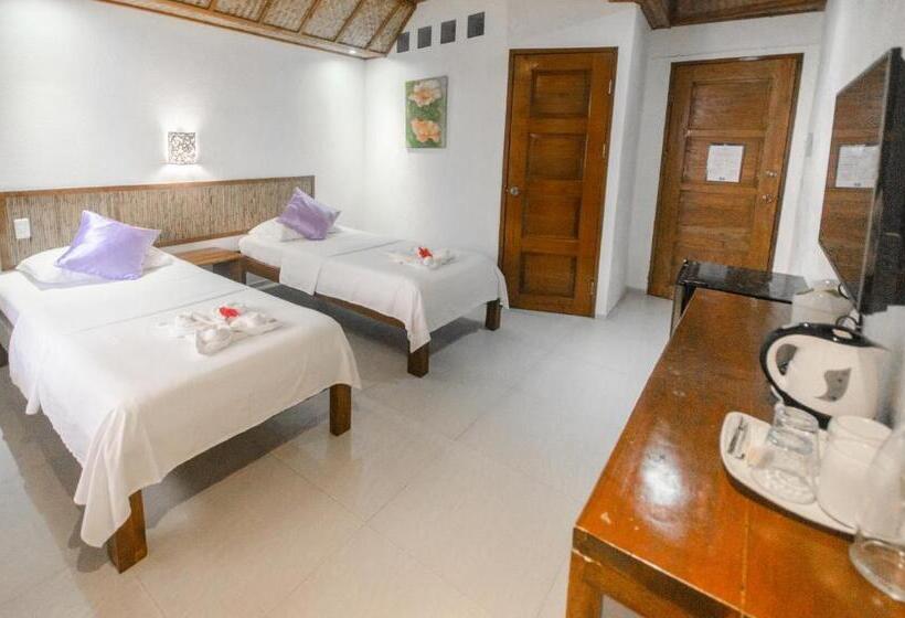 Deluxe Room, Ralph S Place