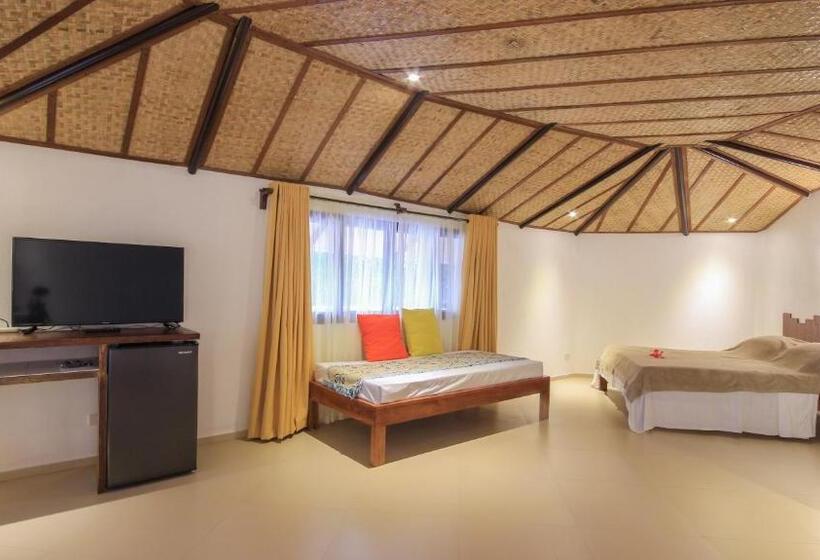 Superior Family Room, Ralph S Place