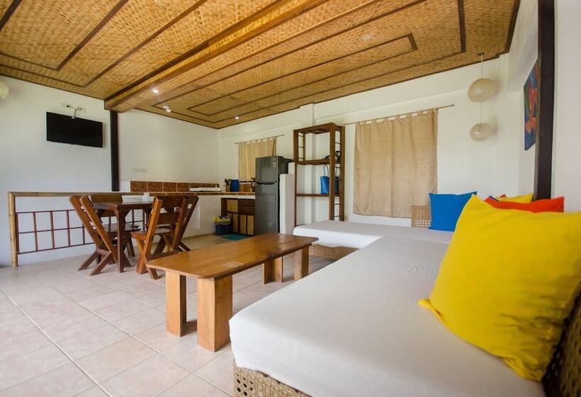 Standard Studio, Ralph S Place