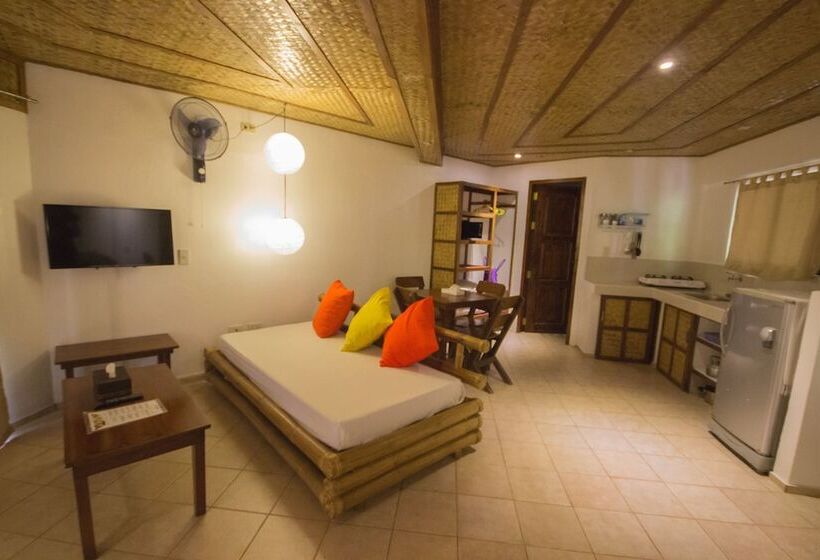 Premium Studio, Ralph S Place