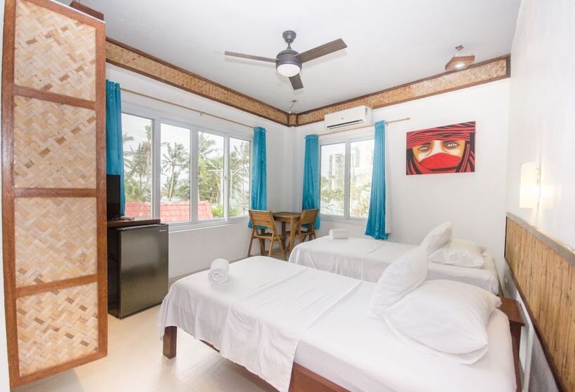 Deluxe Room, Ralph S Place