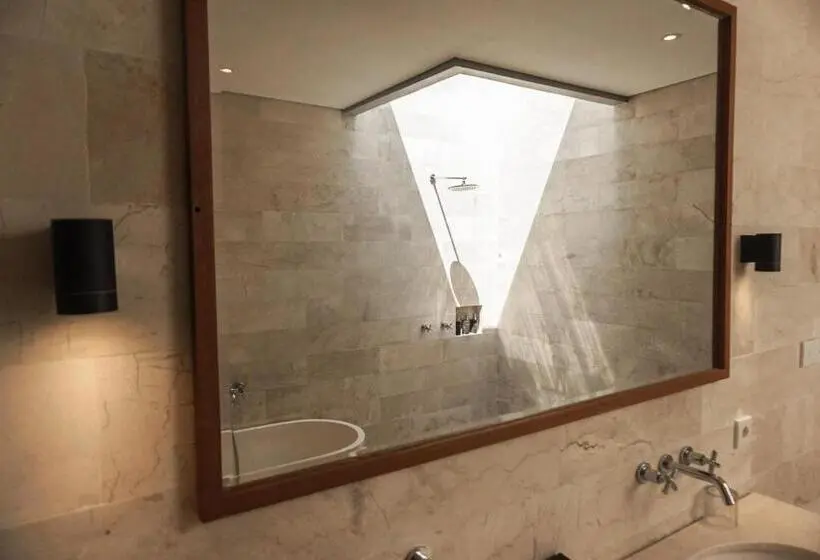 オーシャンビューデラックスルームバルコニー付き, Sanglung Villas & Suites