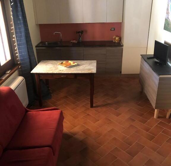 آپارتمان 1 خوابه با چشم‌انداز باغ, B&b La Foresteria