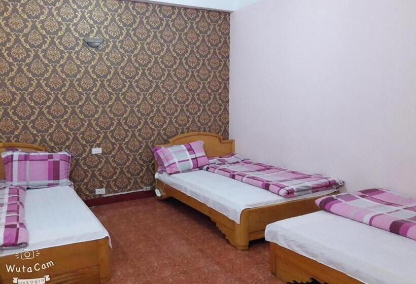 اتاق استاندارد سه نفره, Quê Hương House