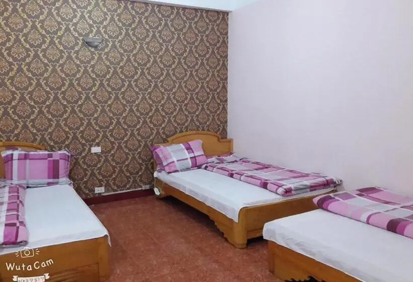 اتاق استاندارد سه نفره, Quê Hương House