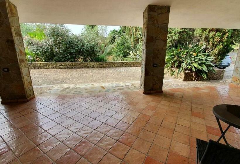 اتاق استاندارد برای معلولان, Villa Canu