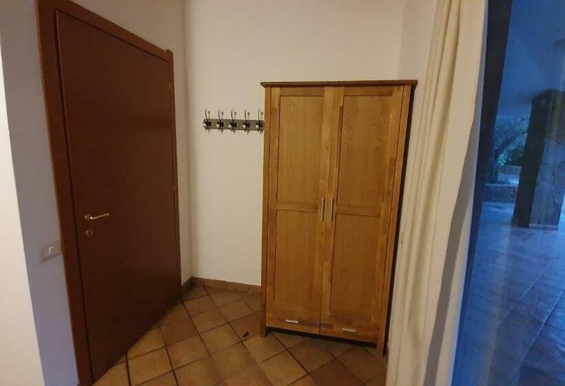 اتاق استاندارد برای معلولان, Villa Canu