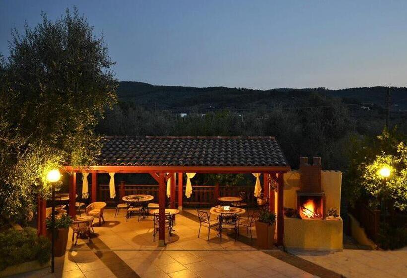 آپارتمان 1 خوابه با تراس, Villa La Vigna