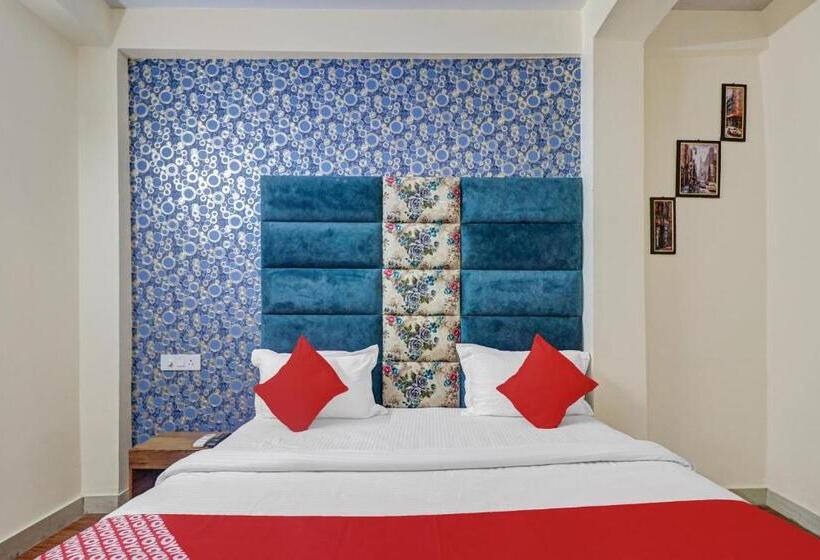 Трехместный Номер Классика, Flagship Hotel Atithi