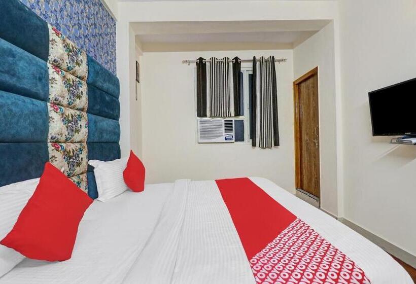 Трехместный Номер Классика, Flagship Hotel Atithi