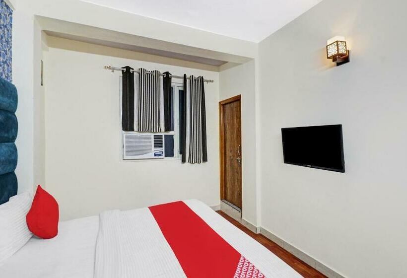 Трехместный Номер Классика, Flagship Hotel Atithi