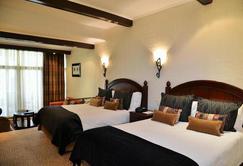 Семейный Номер, Kwa Maritane Lodge