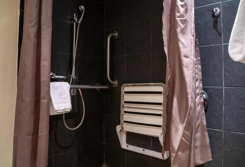身障者適用スタンダードルーム, Kwa Maritane Lodge