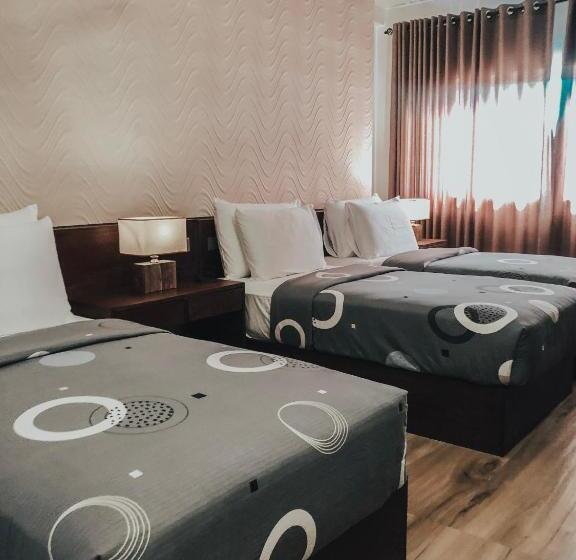 豪华三人间, Pinnacle Boutique Villas