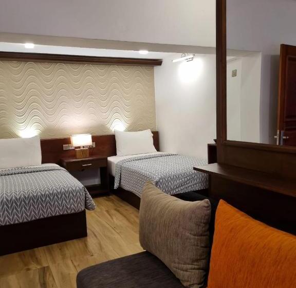 豪华三人间, Pinnacle Boutique Villas