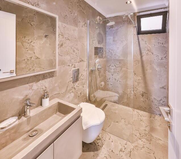 דירת חדר נוף לים, Mare Vista Suite Apart