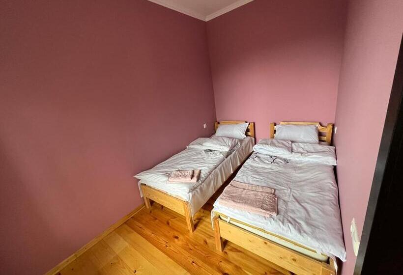 اتاق خانوادگی, гостевой дом Dilart