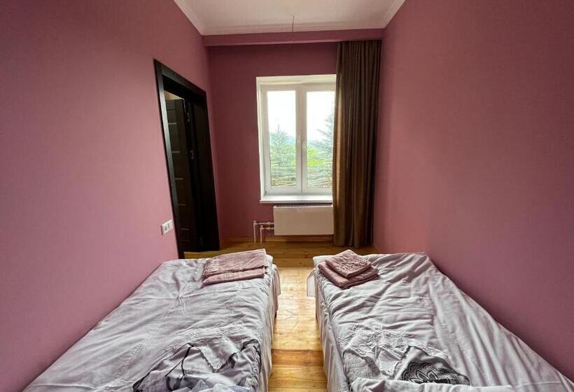 اتاق خانوادگی, гостевой дом Dilart