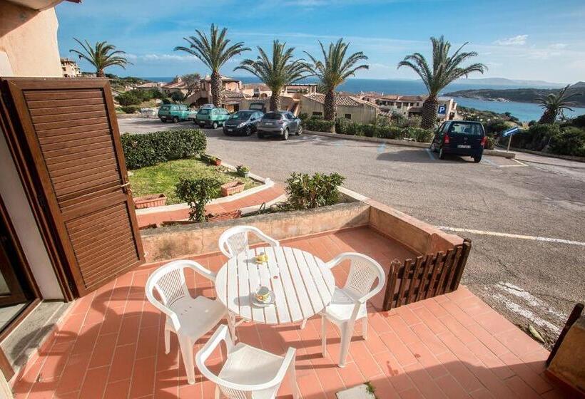 Huoneisto 1 Makuuhuone Merinäkymä, Residence La Marmorata