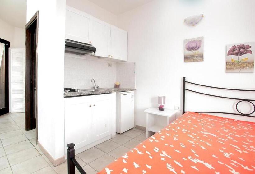 Standard-studio Merinäkymä, Residence La Marmorata