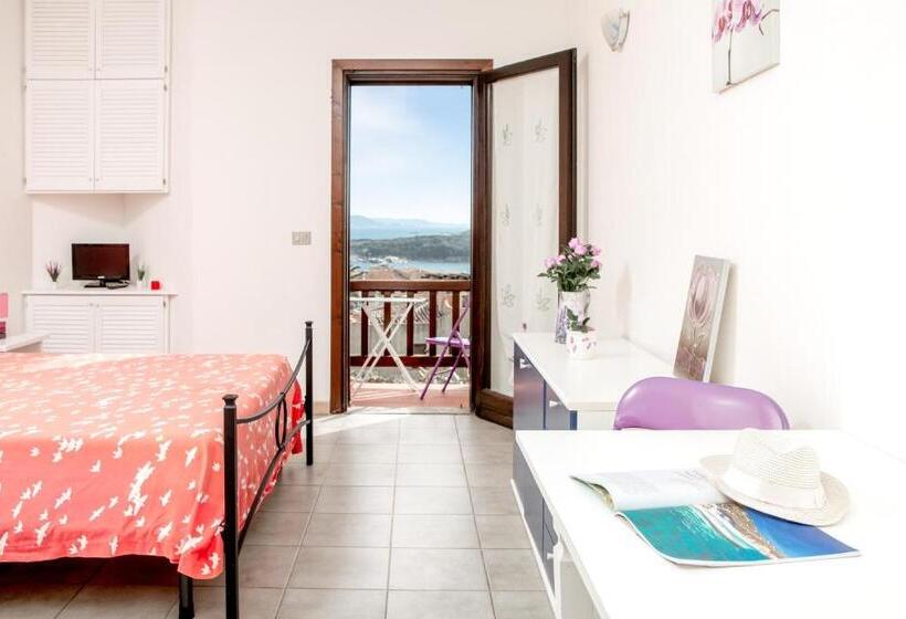Студия Стандарт Вид на Море, Residence La Marmorata