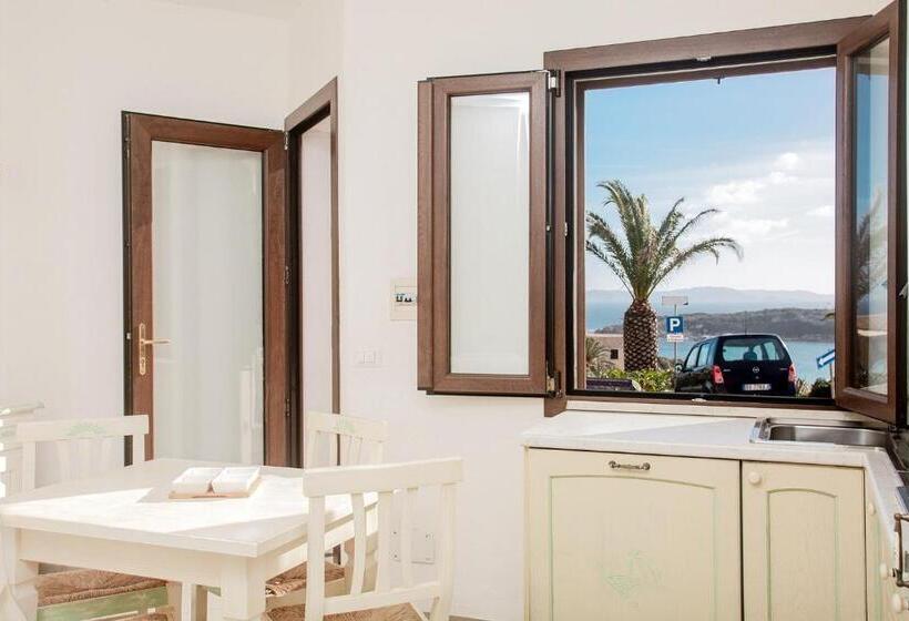 Апартаменты 1 Спальня Вид на Море, Residence La Marmorata