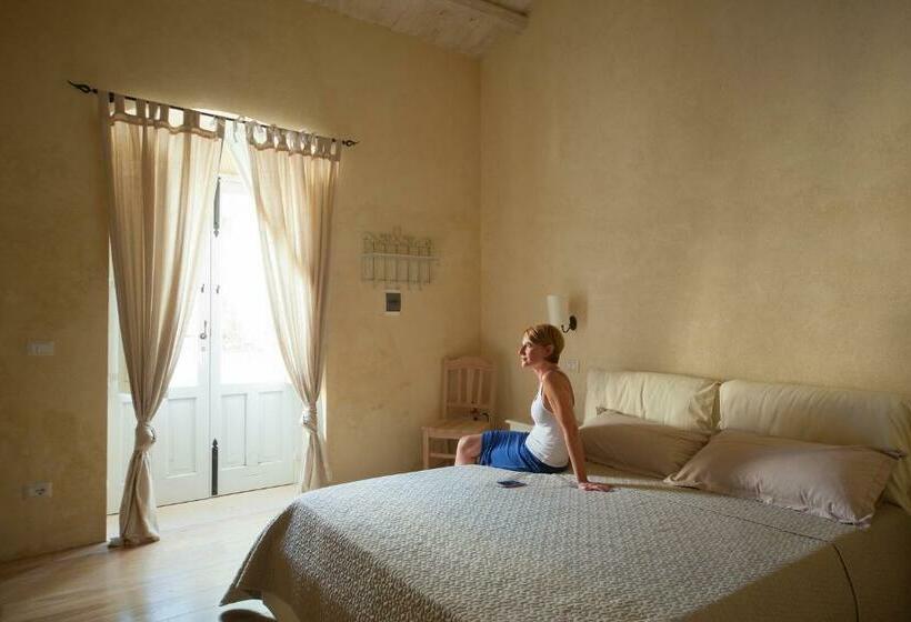 スタンダードルーム, Borgo Del Carato