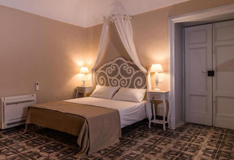 スーペリアールーム, Borgo Del Carato