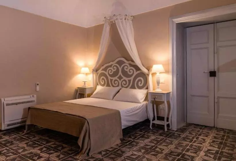 اتاق سوپریور, Borgo Del Carato