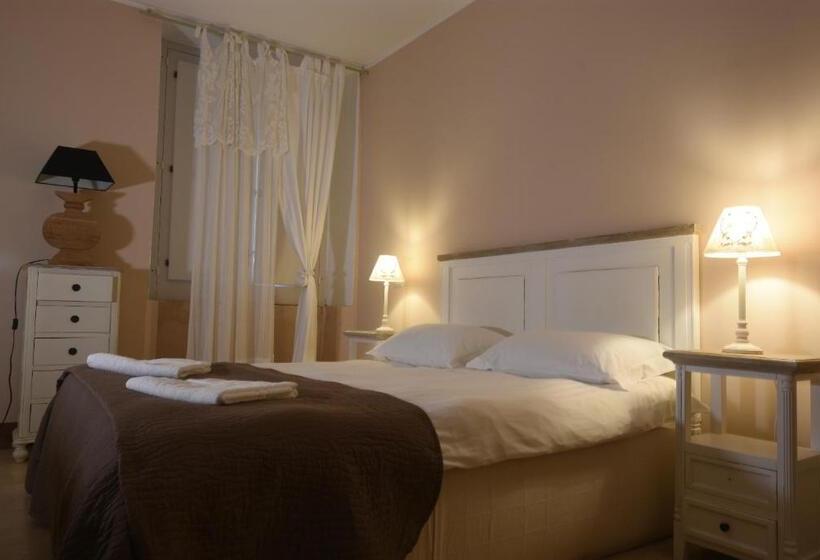 スーペリアールーム, Borgo Del Carato