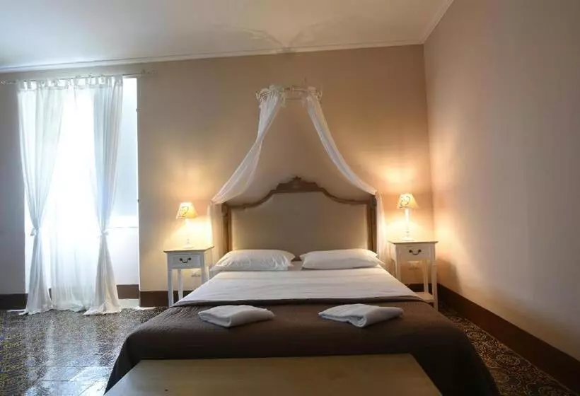 سوییت جونیور, Borgo Del Carato