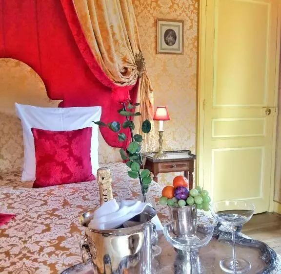 Camera Deluxe, Chateau De Chantore