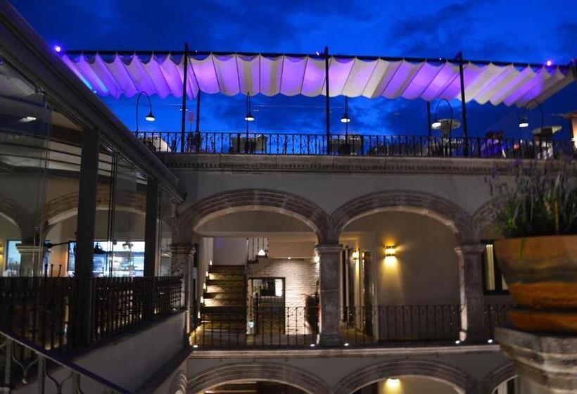 スタンダードスタジオ, Casa 1810 Hotel Boutique