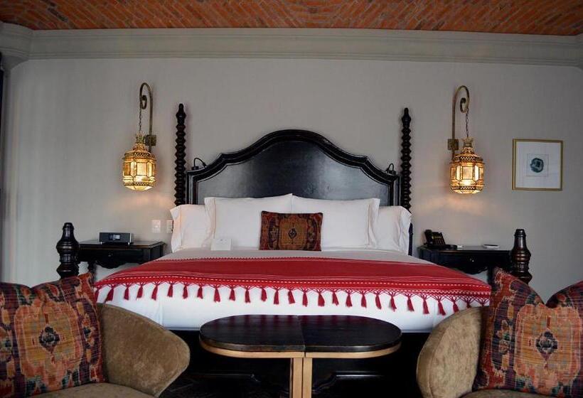 Люкс Повышенной Комфортности, Casa 1810 Hotel Boutique