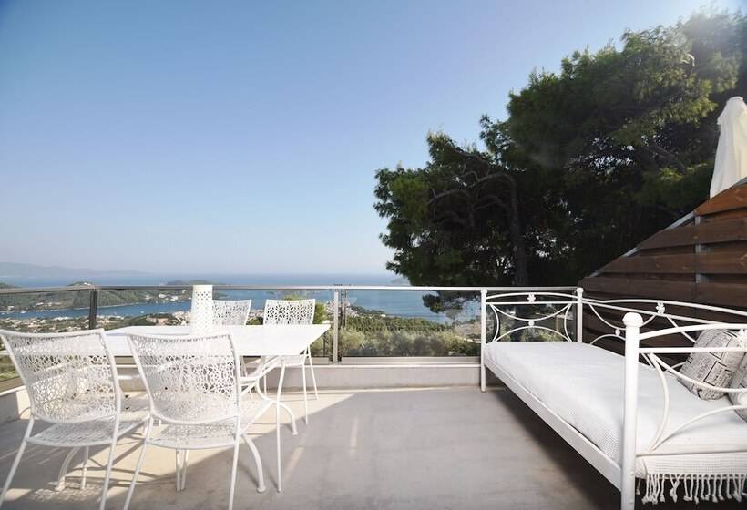 디럭스 스위트 바다 전망, Entechnos Living