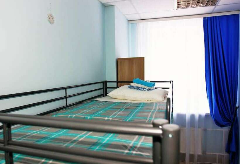 سرير فى غرفة مشتركه, Hostel 1001 Nights