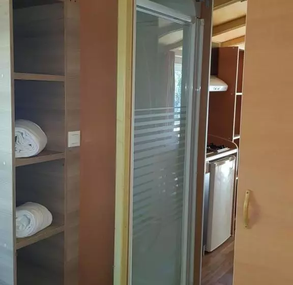 اتاق استاندارد, Camping La Pinede