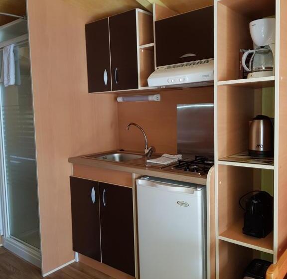 اتاق استاندارد, Camping La Pinede